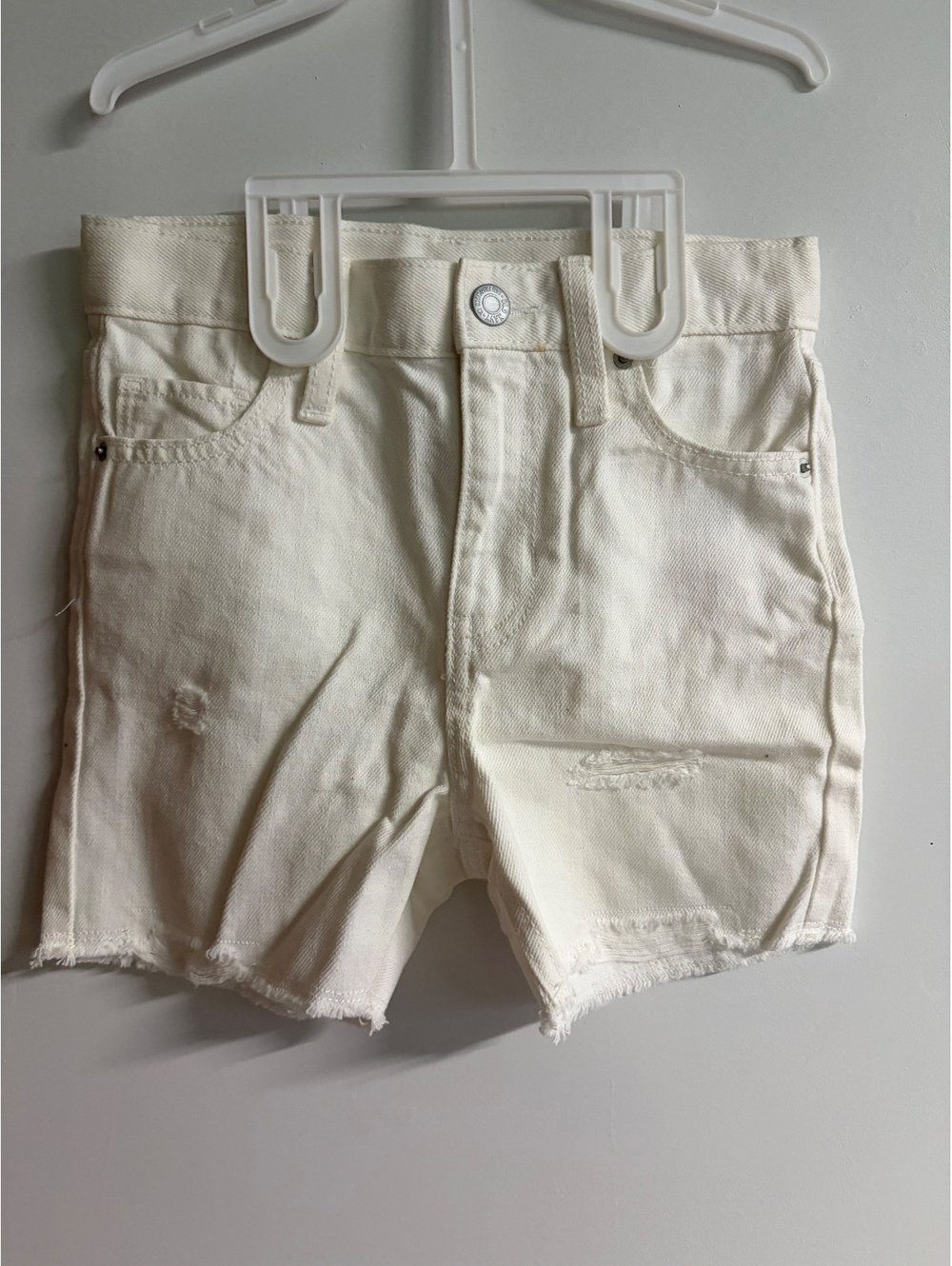 Girls Old Navy shorts, white size 5